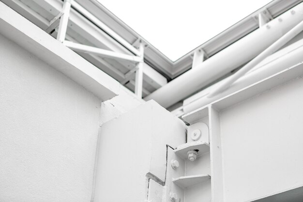 Korzyści wynikające z instalacji nowoczesnych rozwiązań kominowych w systemach wentylacyjnych